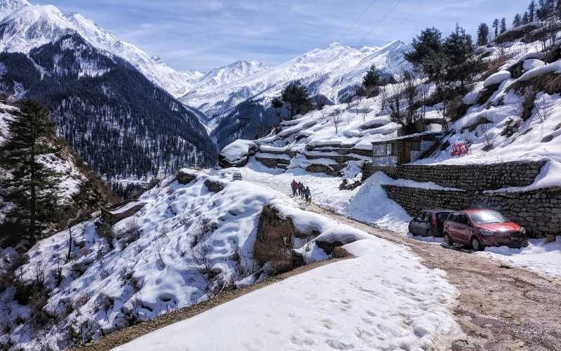 Snowy Manali Tour