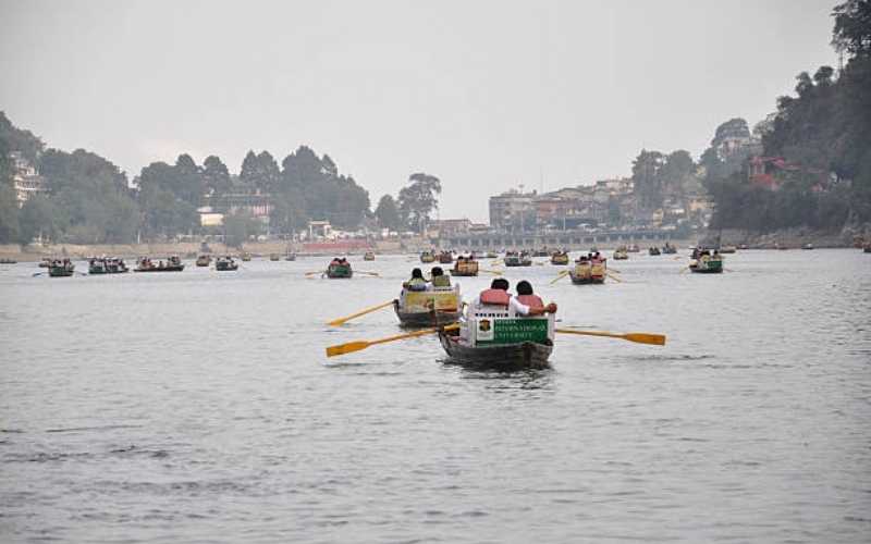 Serenity by the Lake: Nainital Retreat
