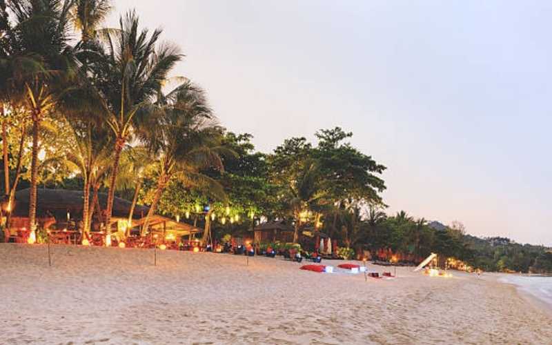 Temples to Tropics: Cambodia & Thailand Discovery