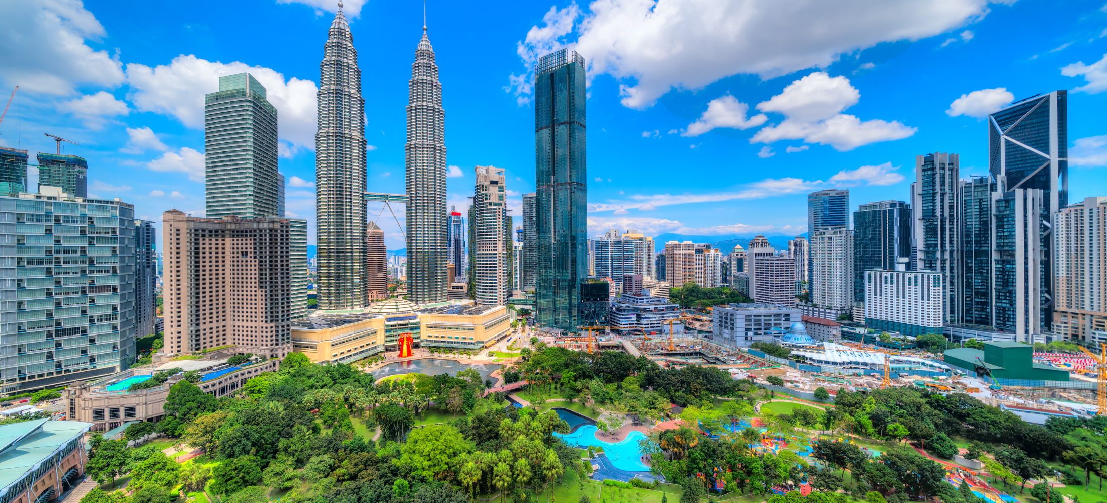 Across Borders: Singapore & Malaysia City Explorer