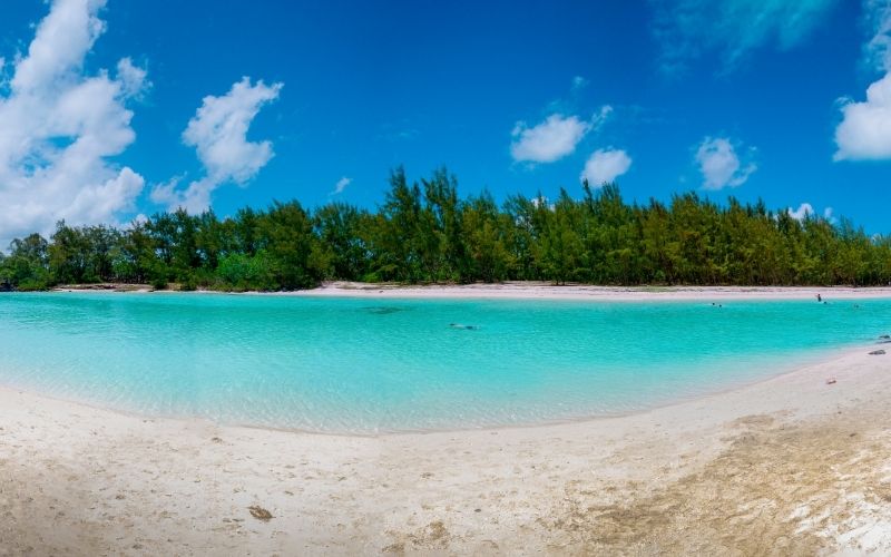 Land of Wonders: A Complete Mauritius Experience