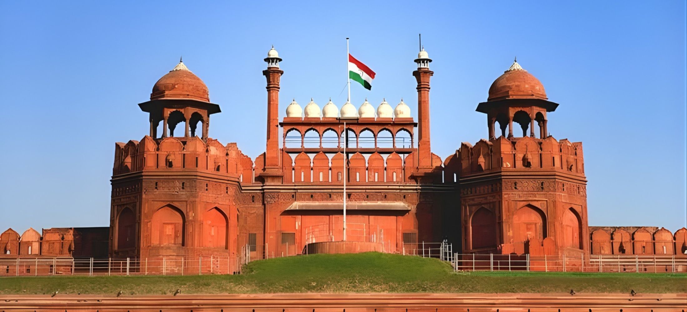 Best Uttar Pradesh Tour Packages: Explore Heritage, Spirituality & Culture in One Trip