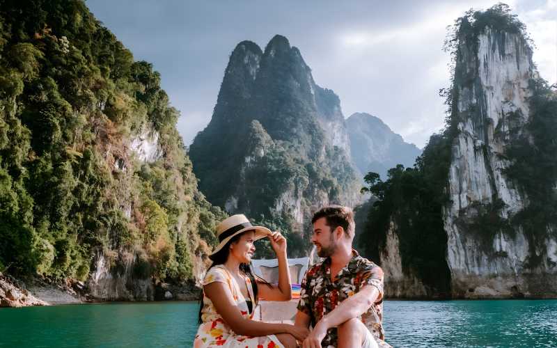 Bangkok Tour Packages: Temples, Nightlife & City Experiences