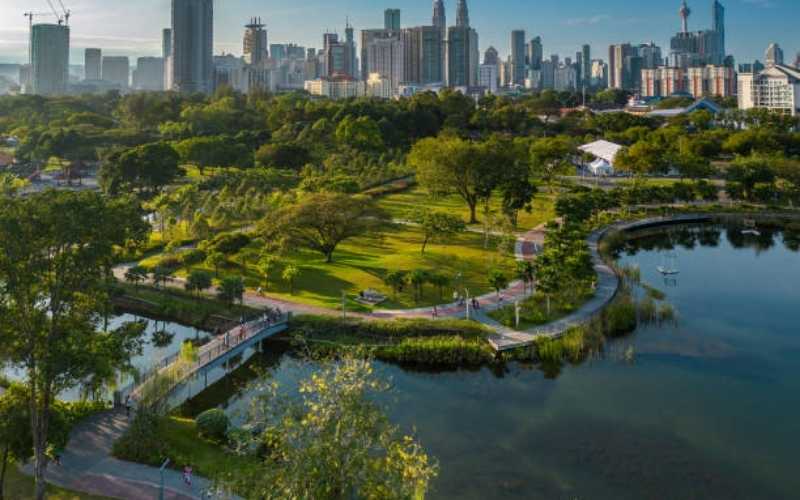 Trio Treasures: Singapore, Malaysia & Thailand Escape