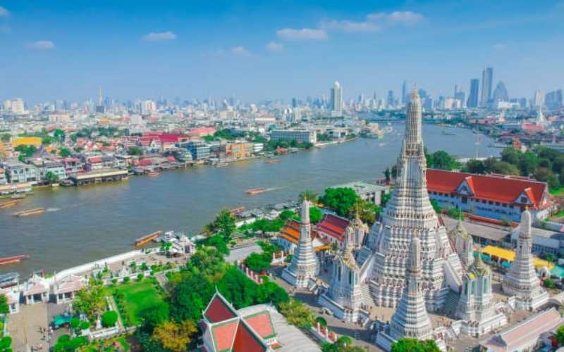 Trio Treasures: Singapore, Malaysia & Thailand Escape