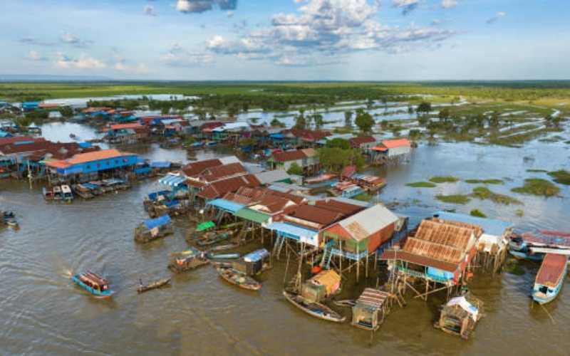 Timeless Cambodia: Royal Phnom Penh & Ancient Angkor