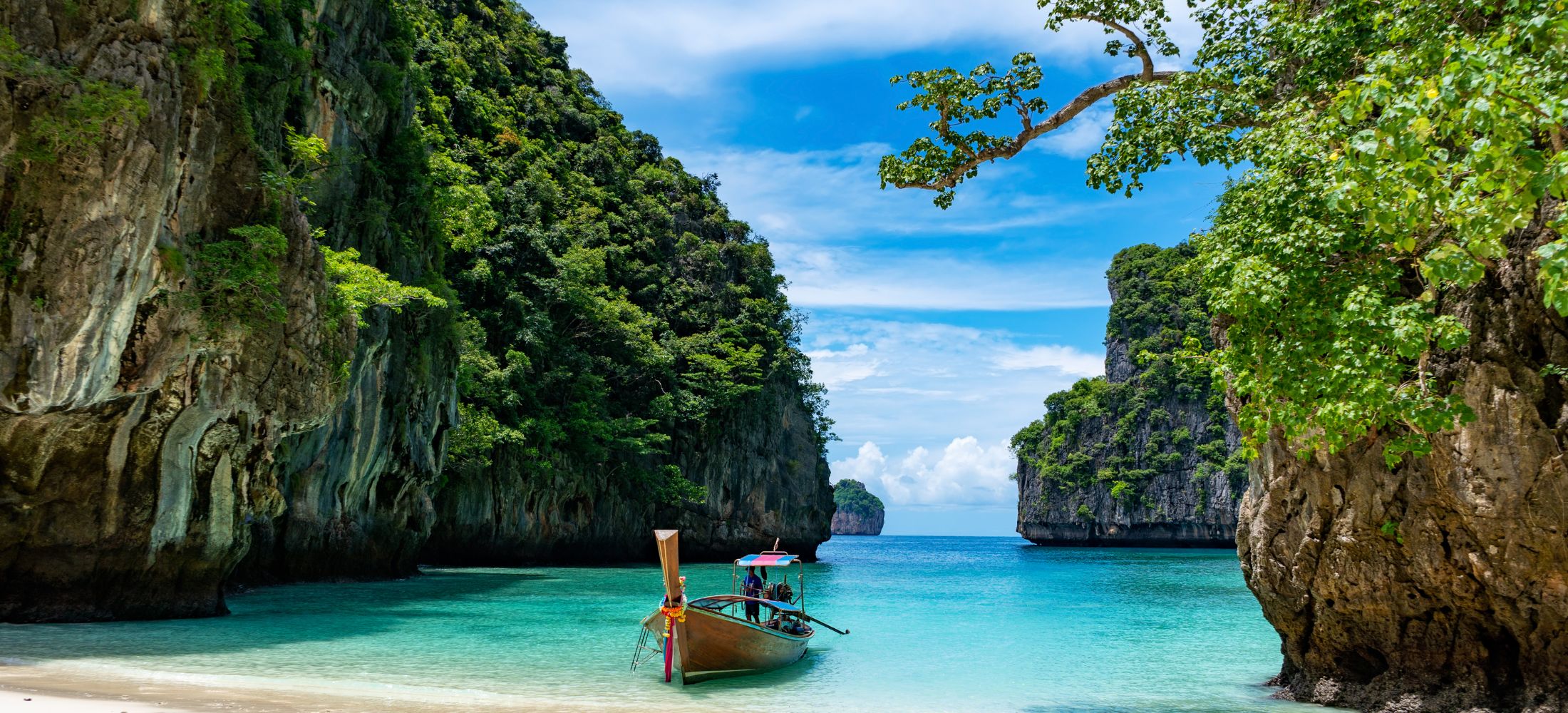 Pearls of Thailand: Phuket & Bangkok Discovery